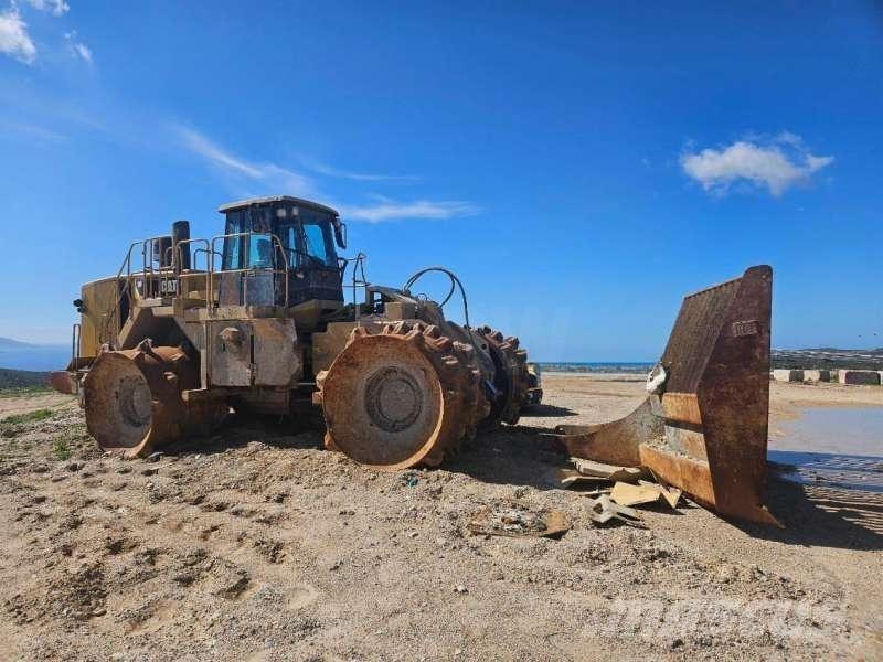 CAT 836H Pinnasetihendajad