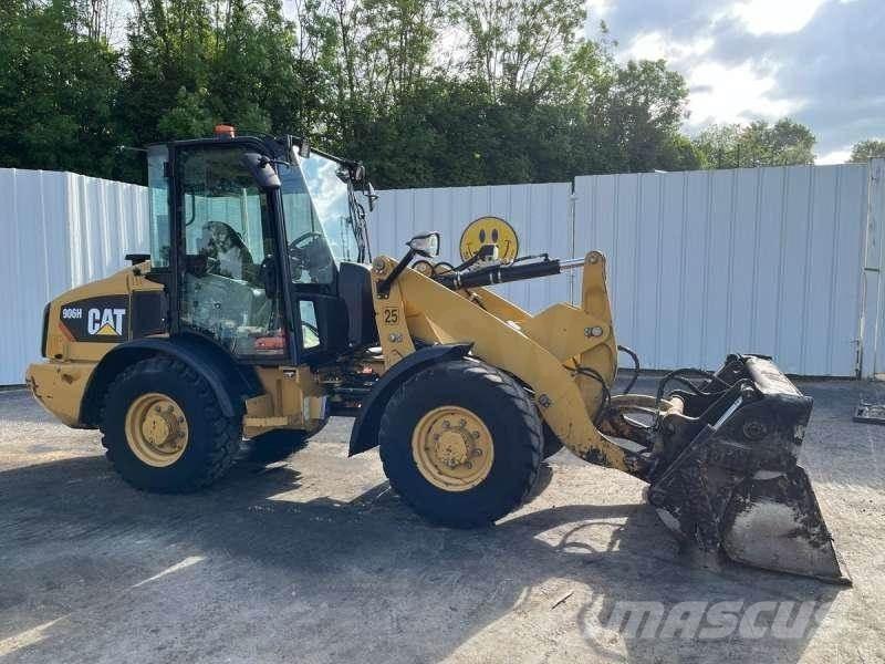CAT 906H Väikelaadurid