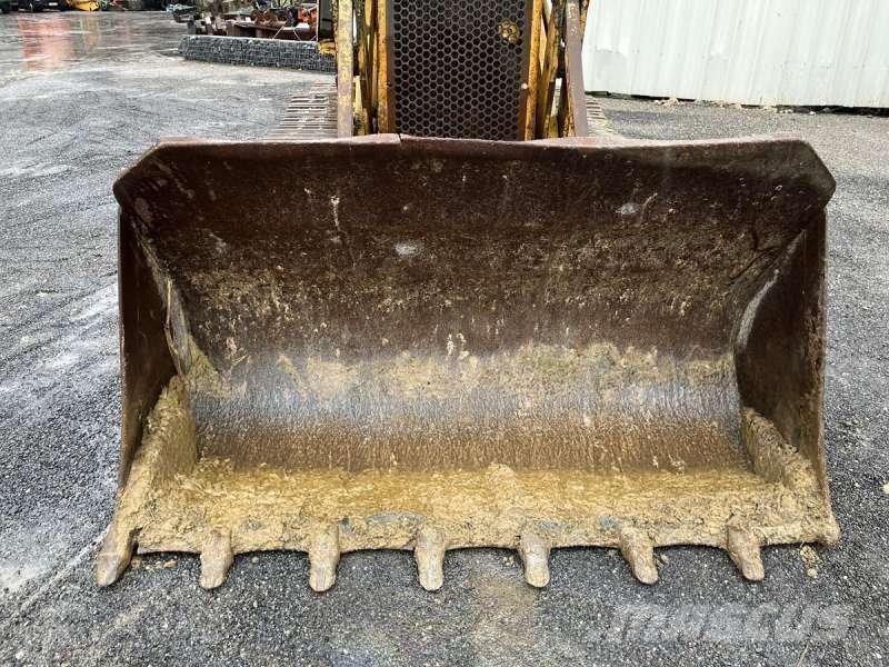 CAT 933C Roomiklaadurid