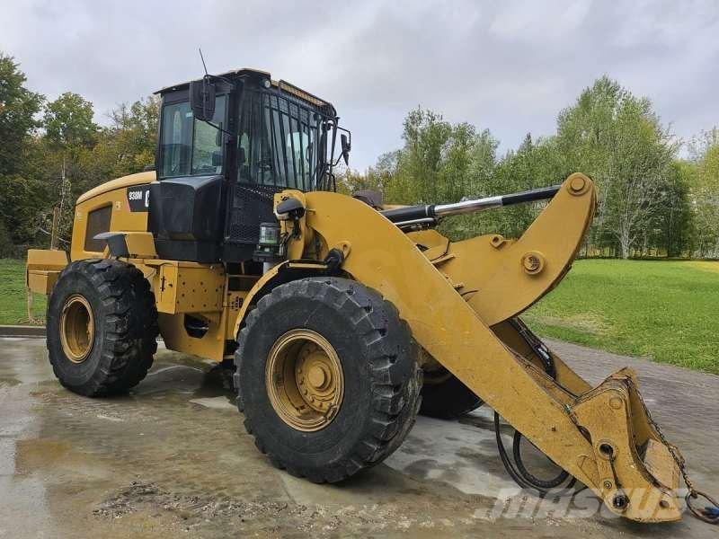 CAT 938M Rataslaadurid