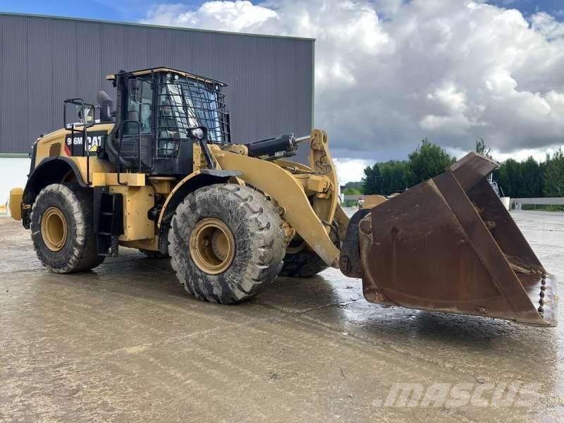 CAT 966M Rataslaadurid