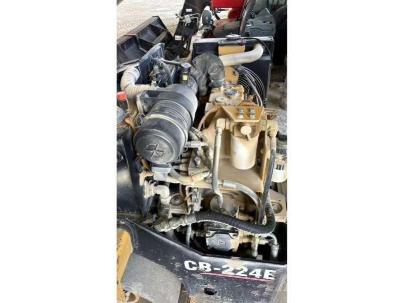 CAT CB-224E Pinnasetihendajad