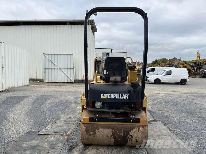 CAT CB-224E Pinnasetihendajad