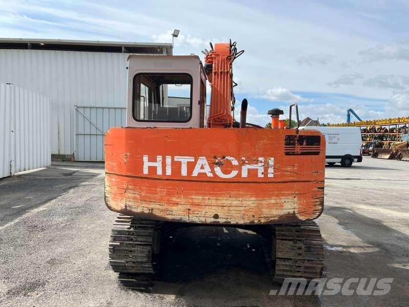 Hitachi EX60 Roomikekskavaatorid