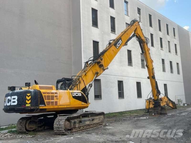 JCB JS360 Lammutusekskavaatorid