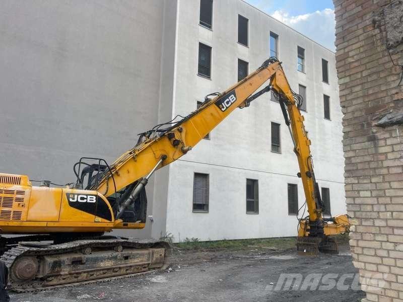 JCB JS360 Lammutusekskavaatorid