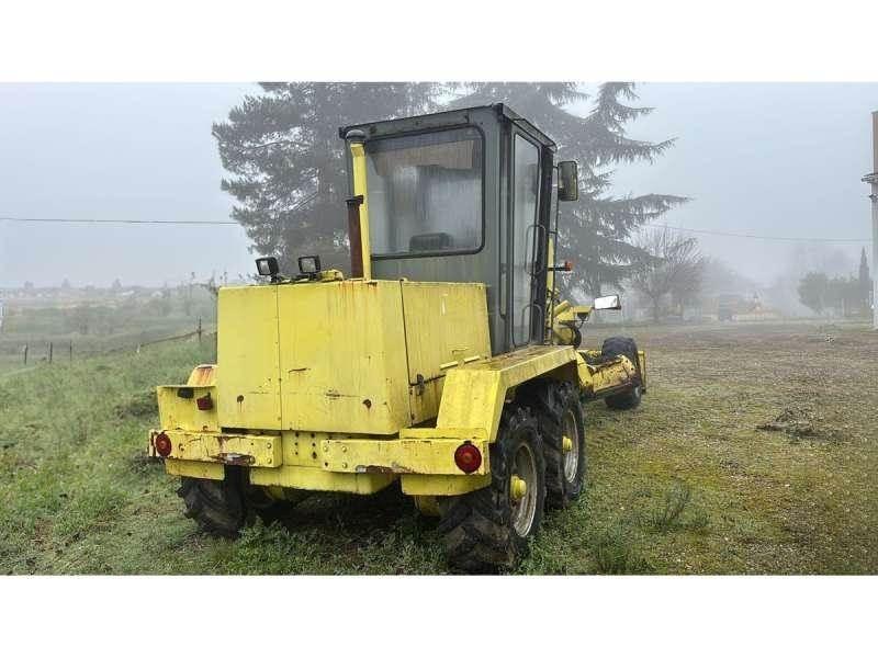 O&K F106A Greiderid