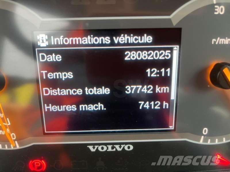 Volvo A30G Liigendraamiga pinnaseveokid