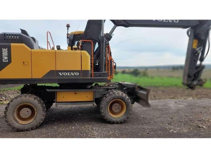 Volvo EW180E Ratasekskavaatorid