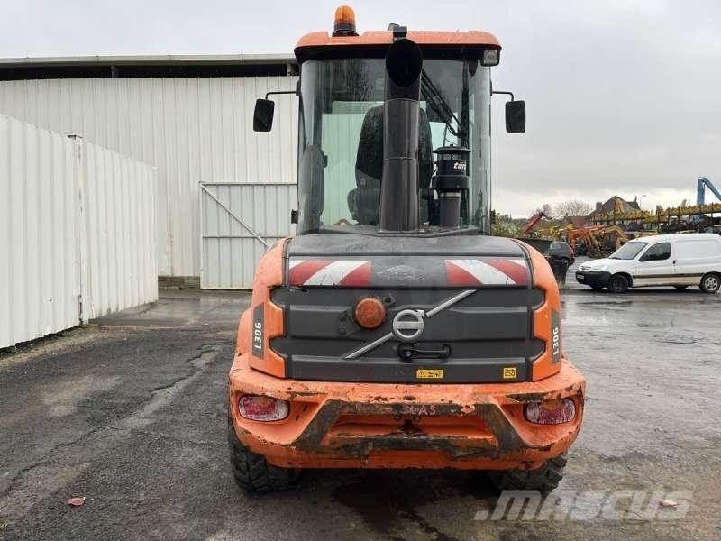 Volvo L30G Väikelaadurid