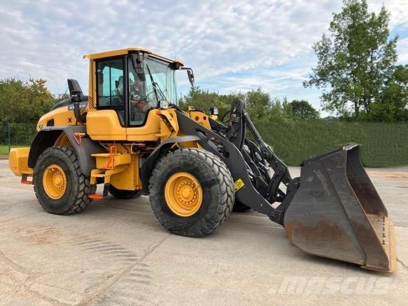 Volvo L90H Rataslaadurid
