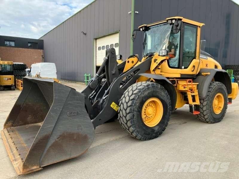 Volvo L90H Rataslaadurid