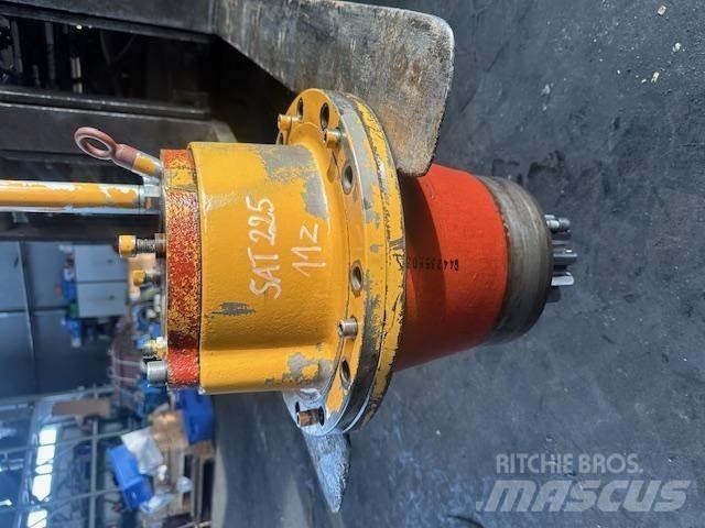 Liebherr SAT 225 Raamid
