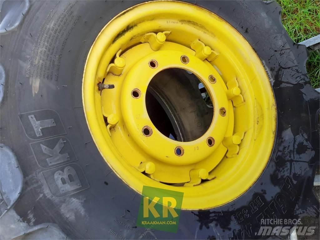 BKT 320/85R20 855 Rehvid, rattad ja veljed