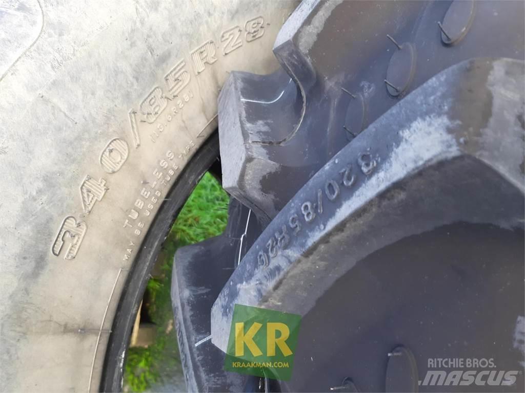 BKT 320/85R20 855 Rehvid, rattad ja veljed