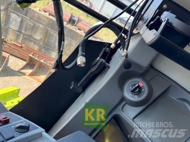 CLAAS LEXION 750 Teraviljakombainid