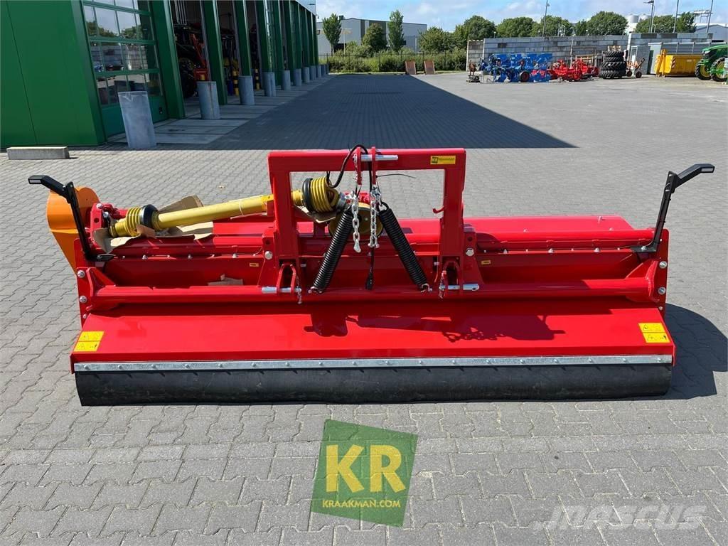 Dücker UM Karjamaade niidukid / pealselõikurid