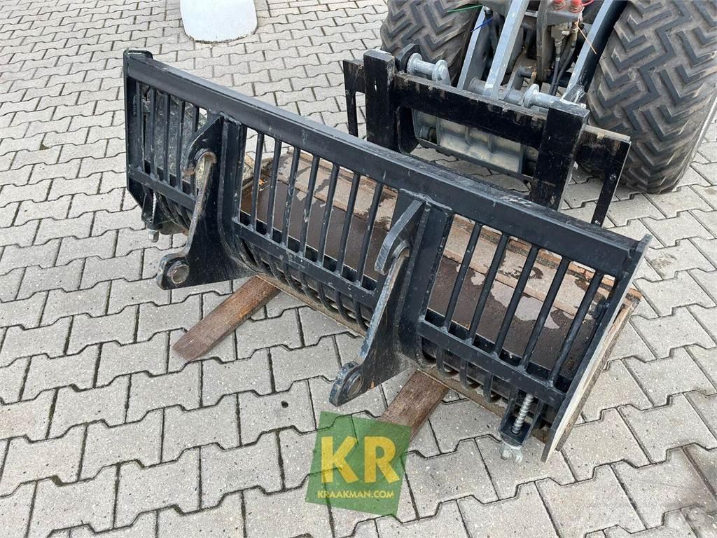 GiANT D332 Frontaallaadurid ja ekskavaatorid