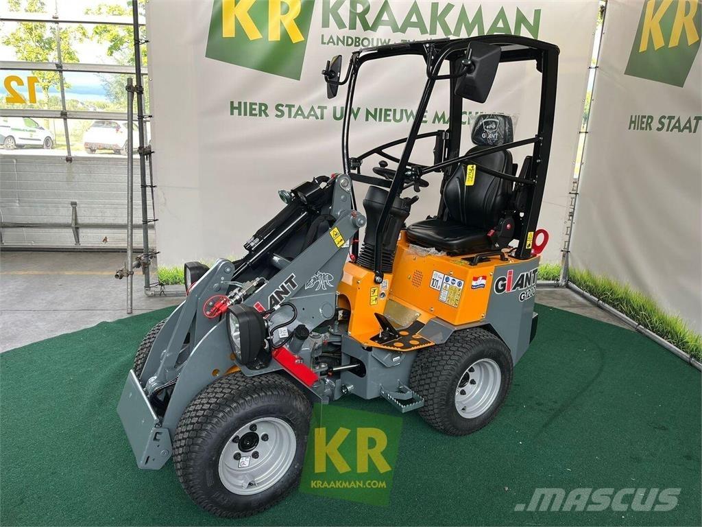 GiANT G1200 Frontaallaadurid ja ekskavaatorid