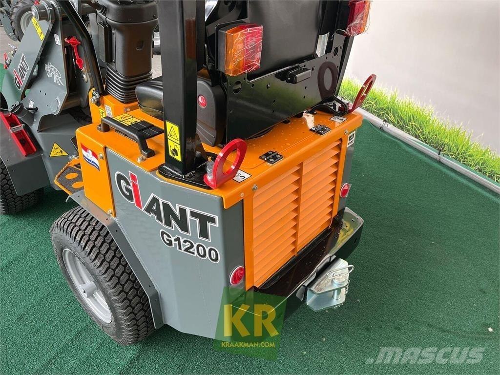 GiANT G1200 Frontaallaadurid ja ekskavaatorid