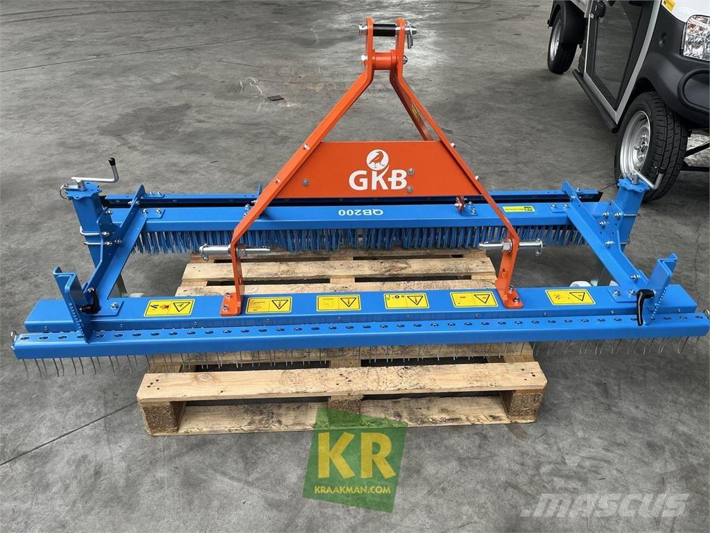  GKB Quick Brush Tänavapuhastusmasinad