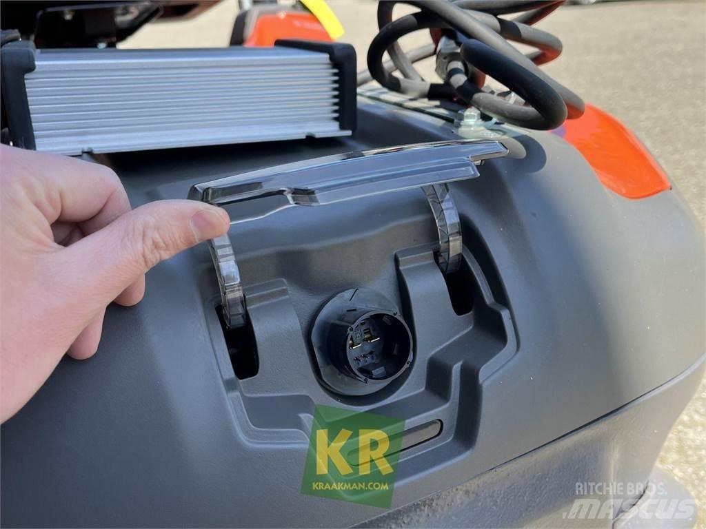 Husqvarna R200iX Murutraktorid