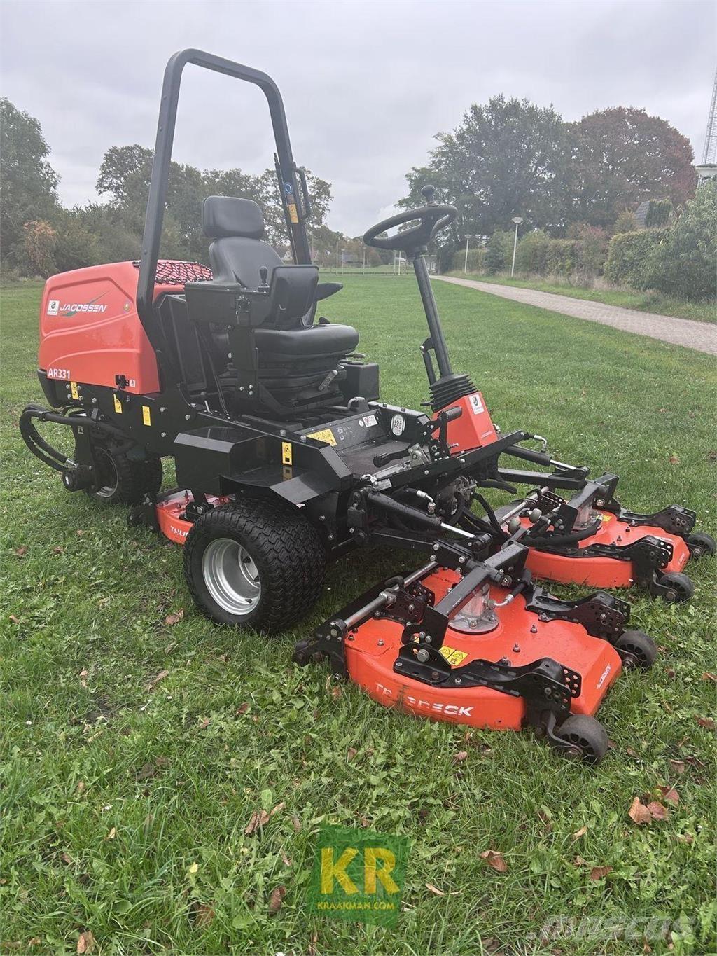 Jacobsen AR331 Muud golfiväljaku niidukid