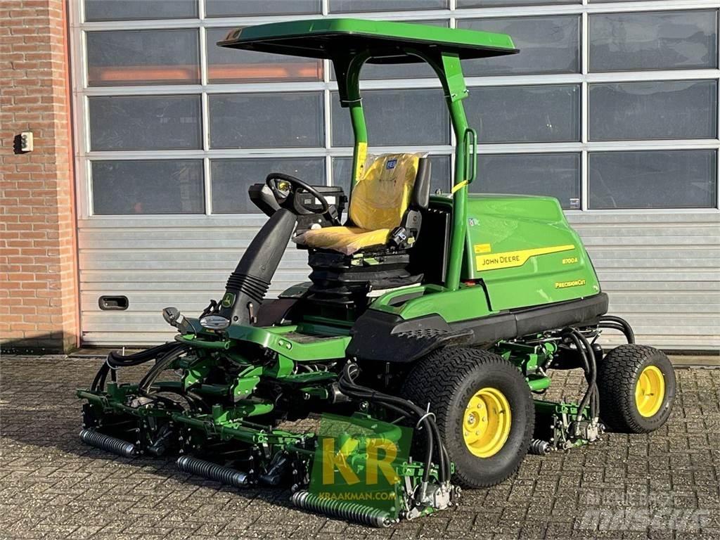 John Deere 8700A Greeni niidukid