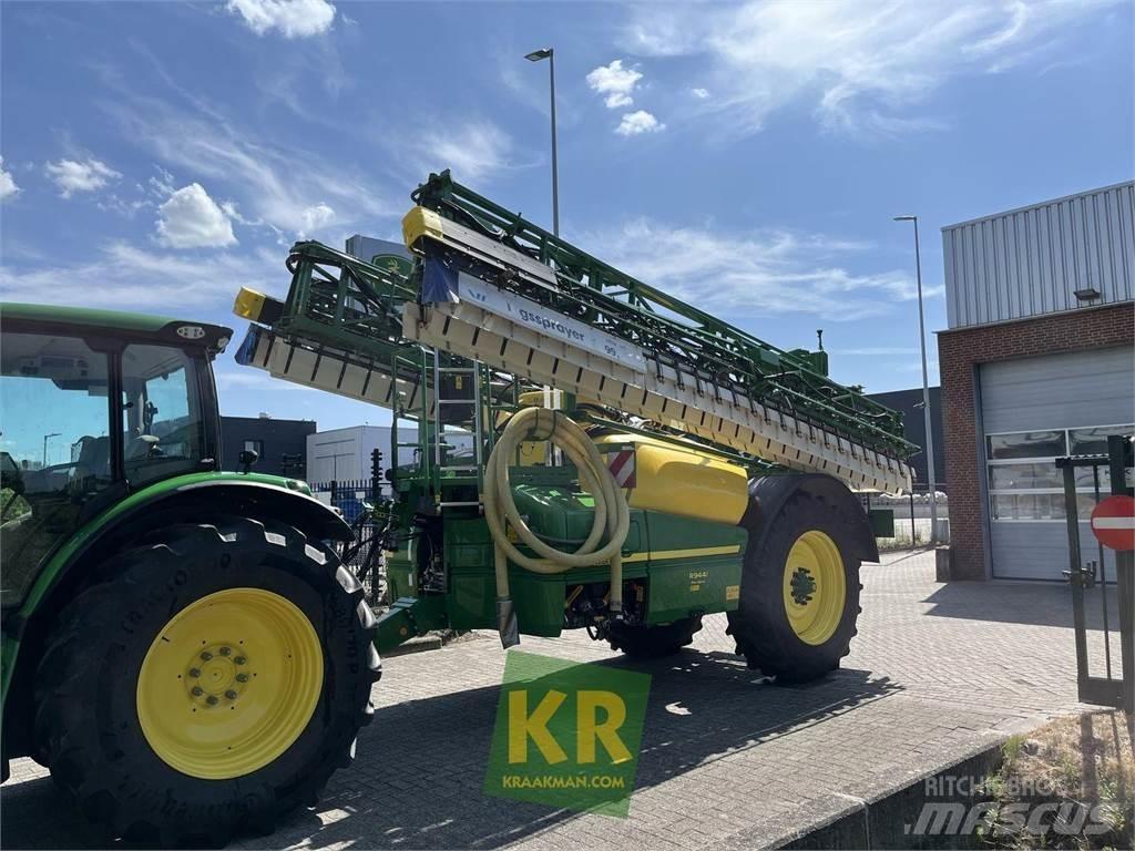 John Deere R944I Iseliikuvad pritsid