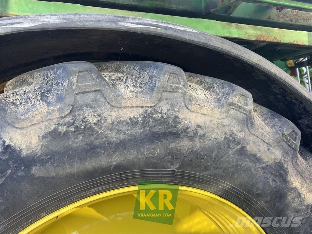John Deere R962I Iseliikuvad pritsid