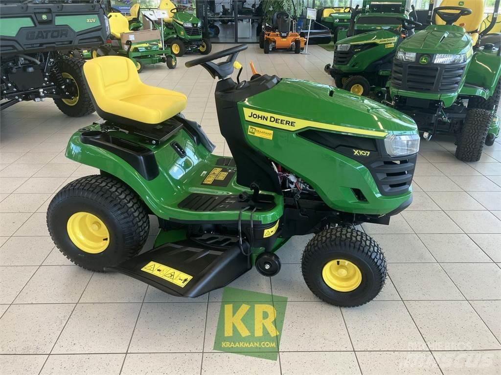 John Deere X107 Murutraktorid