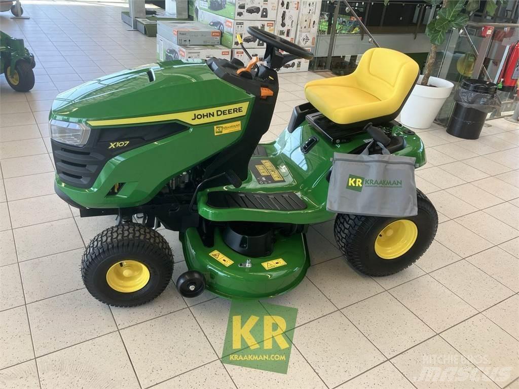 John Deere X107 Murutraktorid