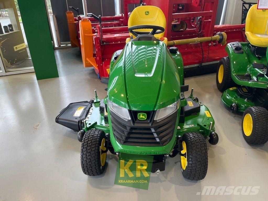 John Deere X380 Murutraktorid