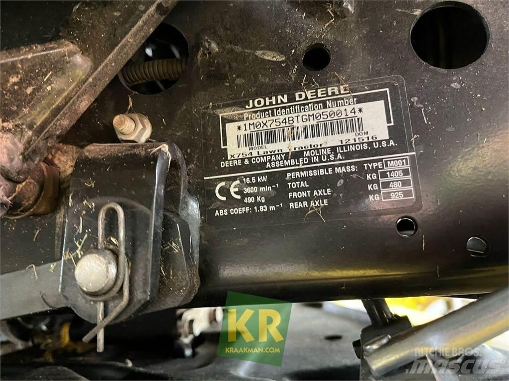 John Deere X754 Murutraktorid