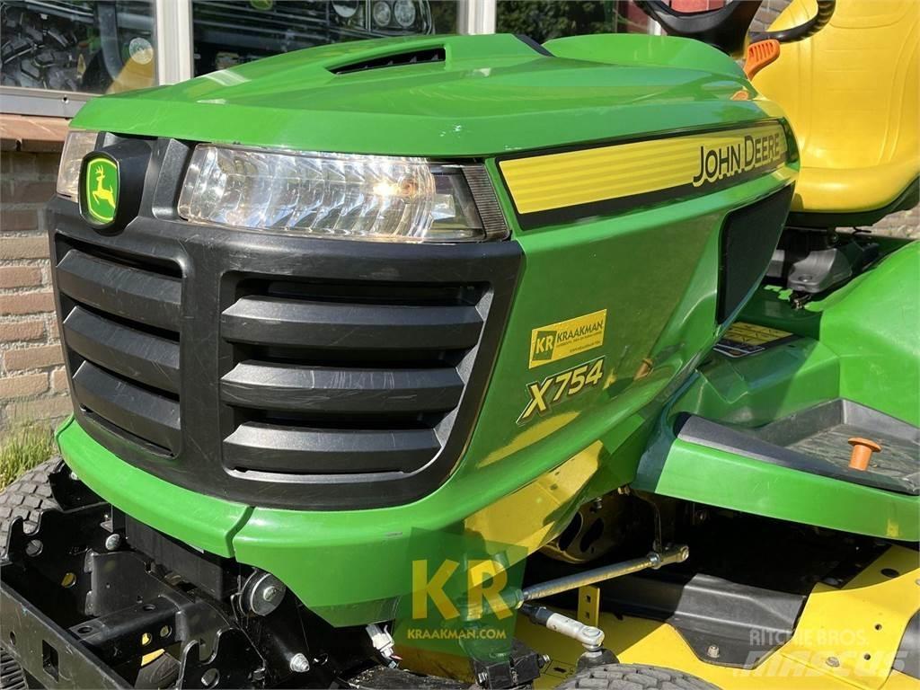 John Deere X754 Murutraktorid
