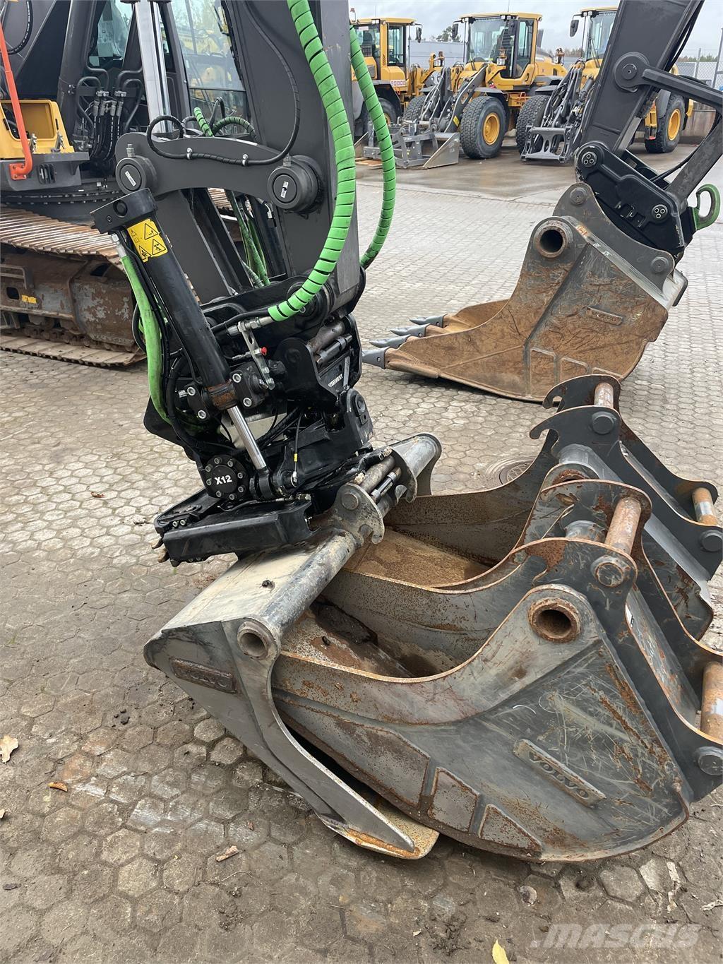  ECR88D Miniekskavaatorid < 7 t