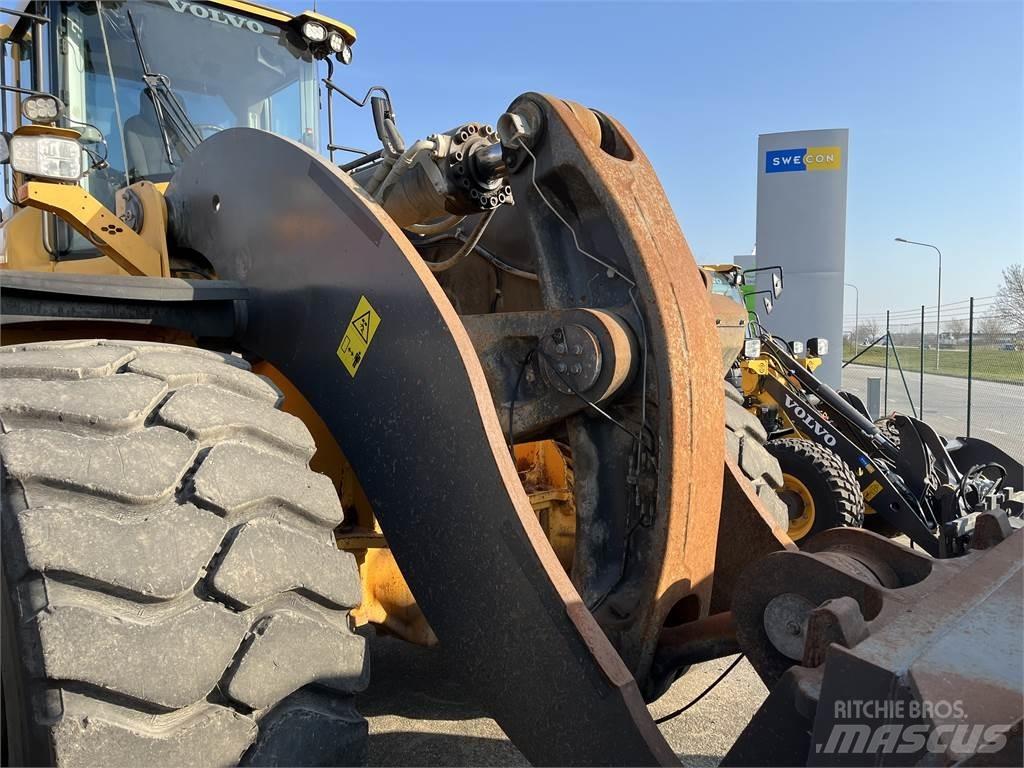 Volvo L250H Rataslaadurid