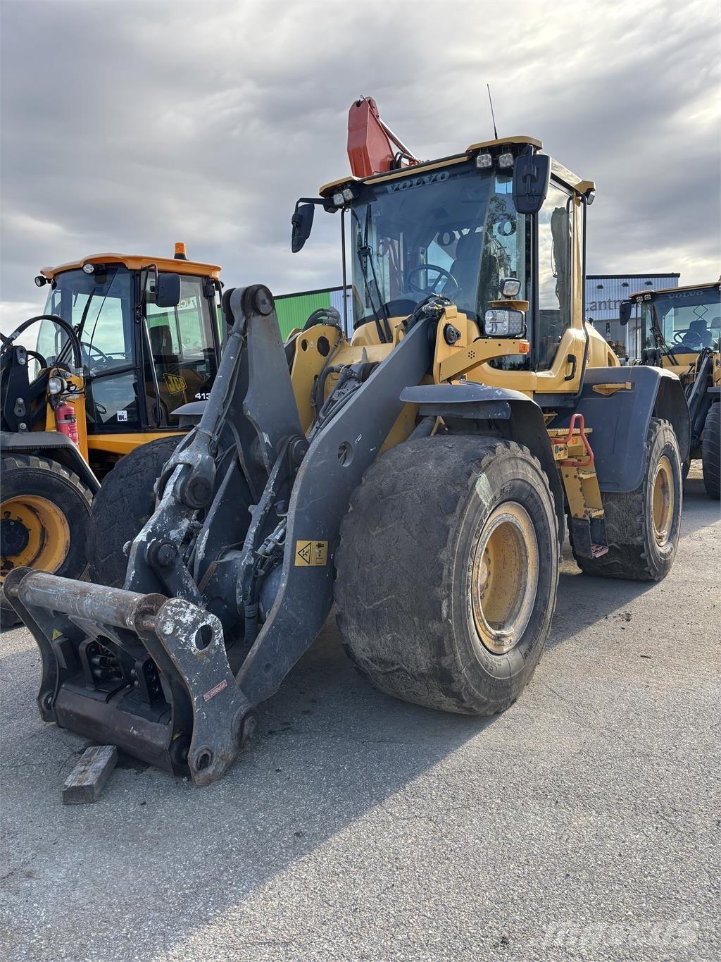 Volvo L90H Rataslaadurid
