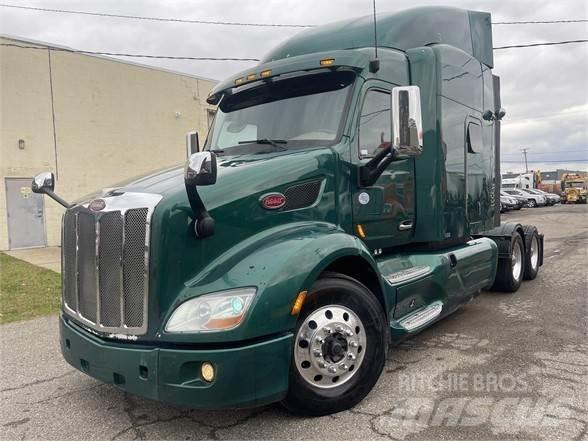 Peterbilt 579 Sadulveokid