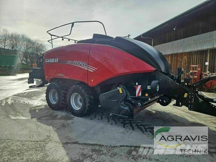 Case IH LB 424 R RL6 Heinapressid