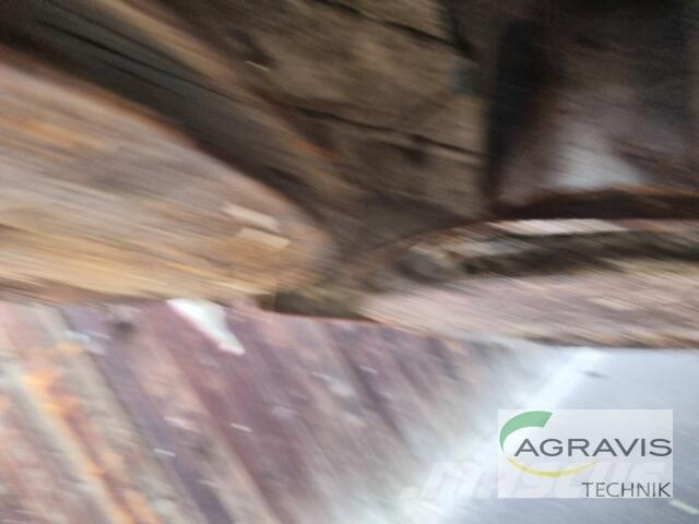 CLAAS CORTO 270 S Niidukid