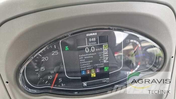 CLAAS NEXOS 240 L Traktorid