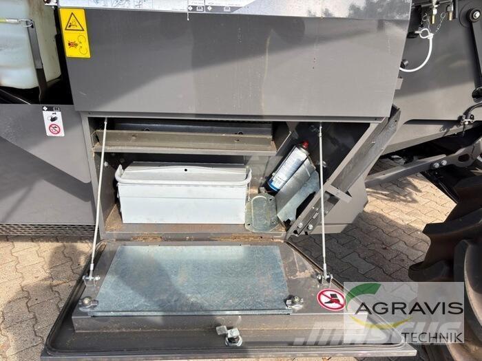 CLAAS TRION 650 Teraviljakombainid