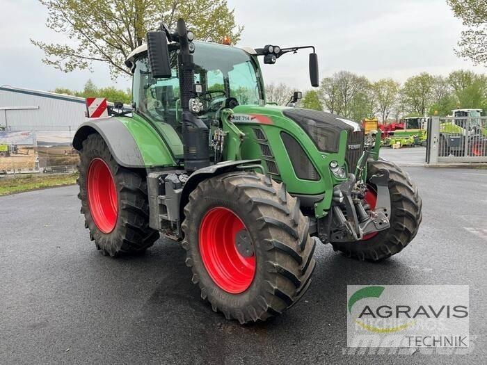Fendt 714 VARIO S4 Traktorid