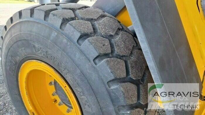 JCB 437 HT Rataslaadurid