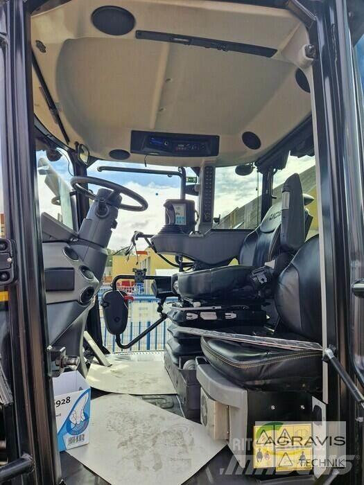 JCB FASTRAC 4220 Traktorid