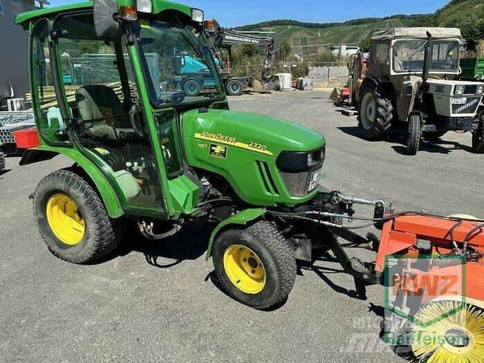 John Deere 2320 Kompakttraktorid