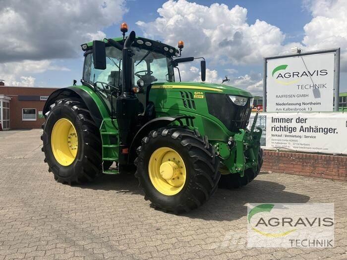 John Deere 6215 R Traktorid