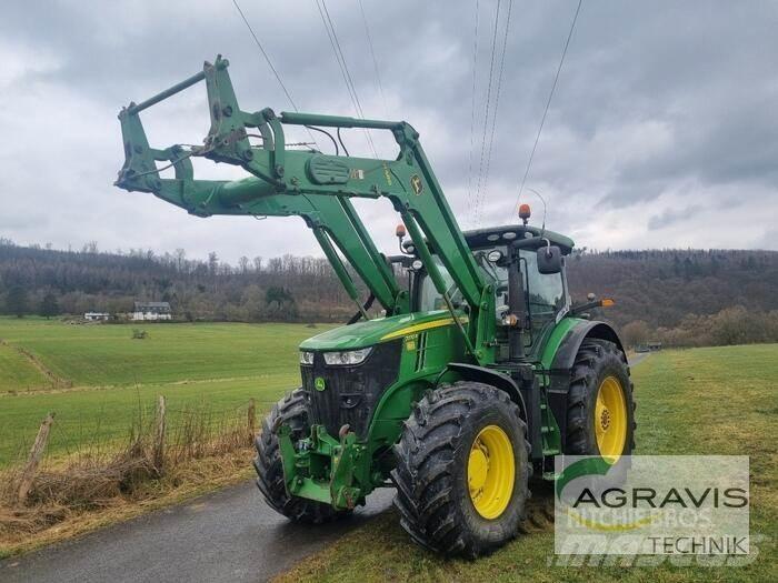 John Deere 7270 R Traktorid