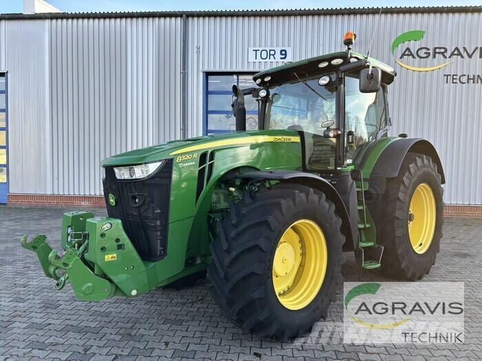 John Deere 8320 R Traktorid